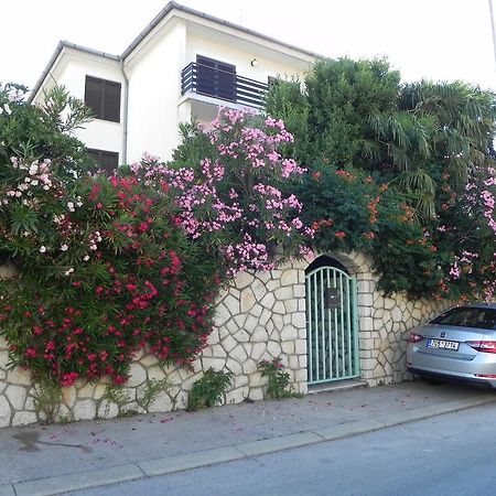 Apartments Katalenic Selce Εξωτερικό φωτογραφία